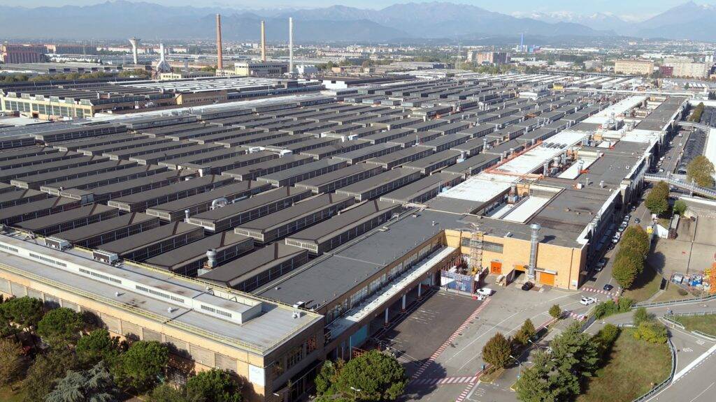 Stellantis, Mirafiori: “Sulle linee c’è un esercito di interinali, molti stranieri”