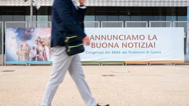 Rivoluzione tra i Testimoni di Geova: nuova apertura sulle trasfusioni