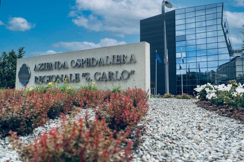 Al San Carlo studio sperimentale sui biomarcatori per i tumori gastrici e del colon-retto