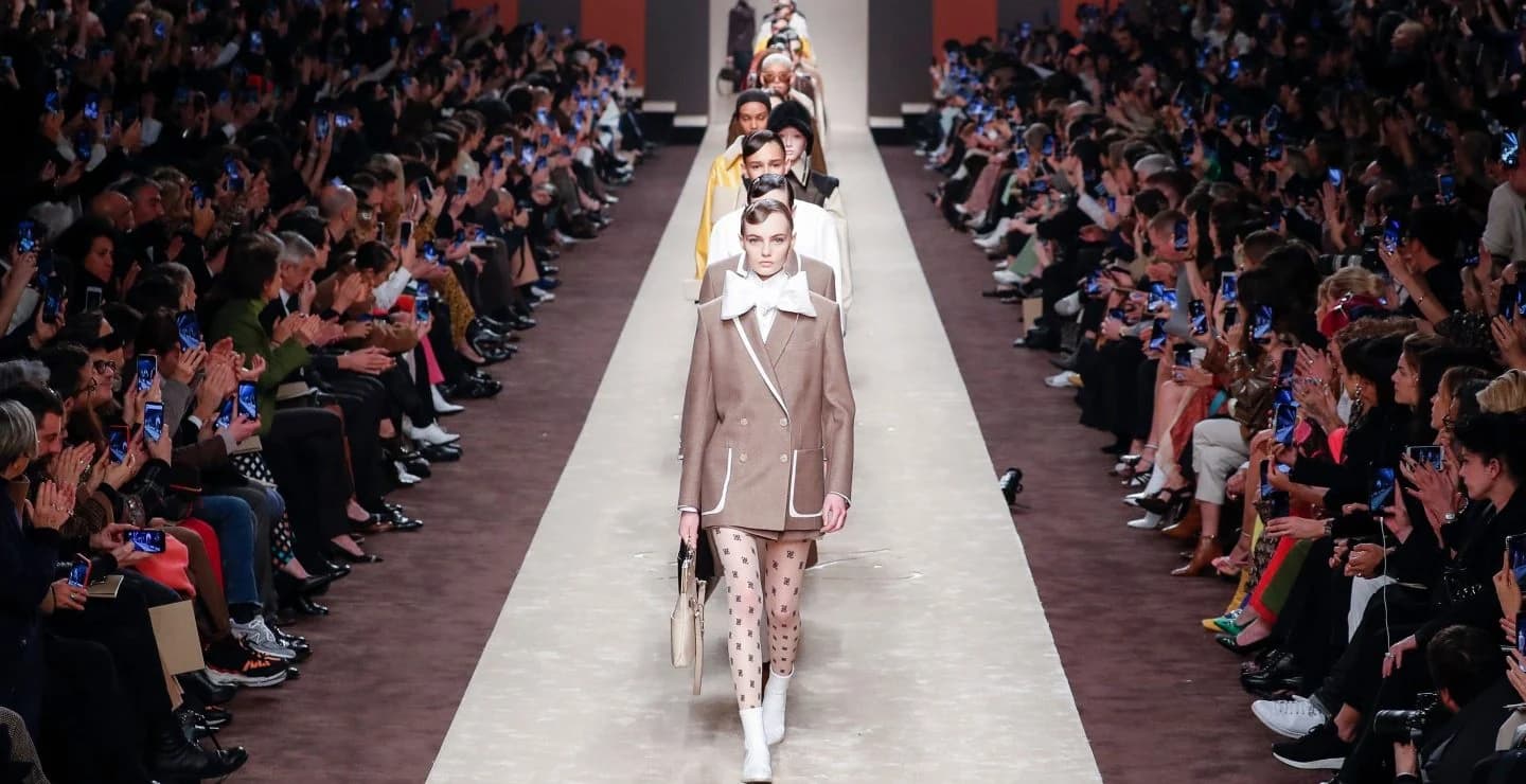 Milano Fashion Week 2026: oltre 200 eventi e un parterre di celebrità internazionali