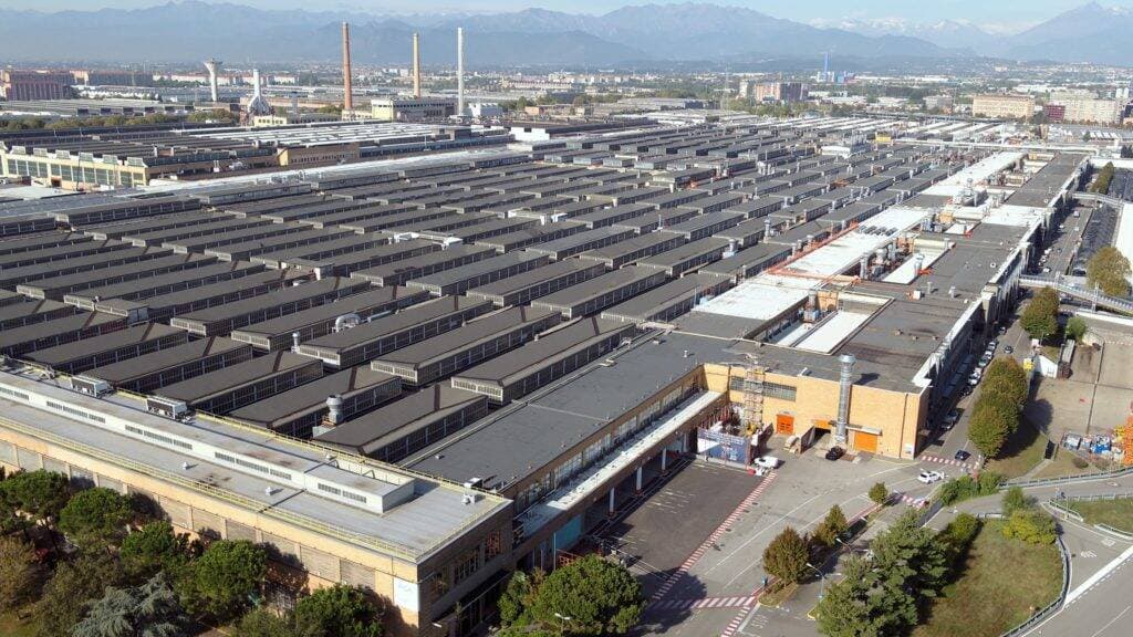 Stellantis, Mirafiori: “Sulle linee c’è un esercito di interinali, molti stranieri”