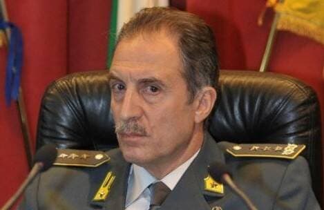 Il presidente Vito Bardi gioca a nascondino