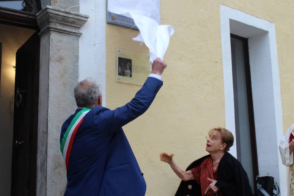 Sasso di Castalda, inagurato Palazzo Rotundo: sarà la casa delle Arti Educative